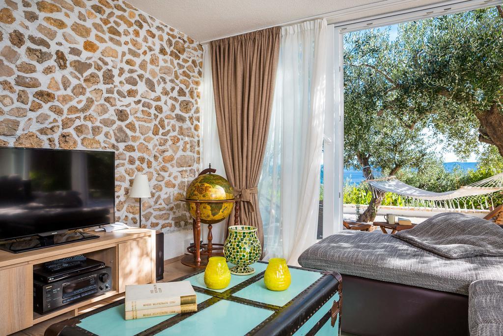 Holiday Home Zlatni San - Private Heated Pool Bol Quarto foto