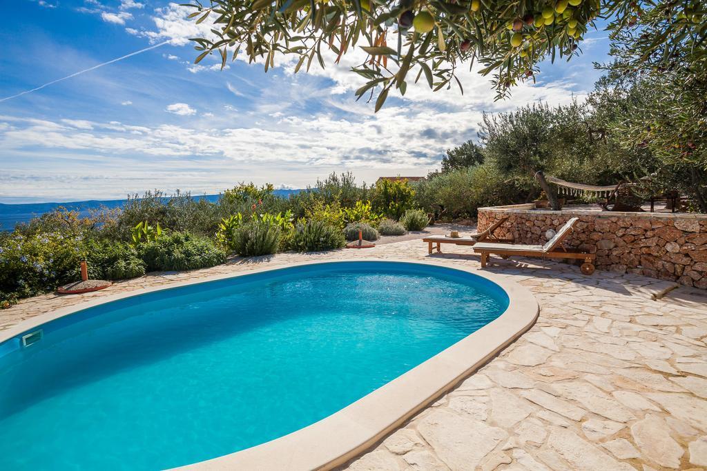 Holiday Home Zlatni San - Private Heated Pool Bol Quarto foto