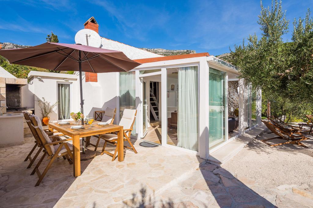 Holiday Home Zlatni San - Private Heated Pool Bol Quarto foto