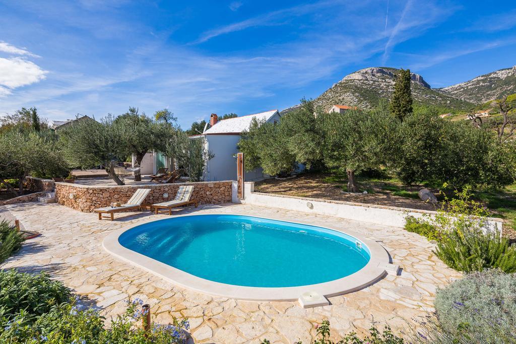 Holiday Home Zlatni San - Private Heated Pool Bol Quarto foto