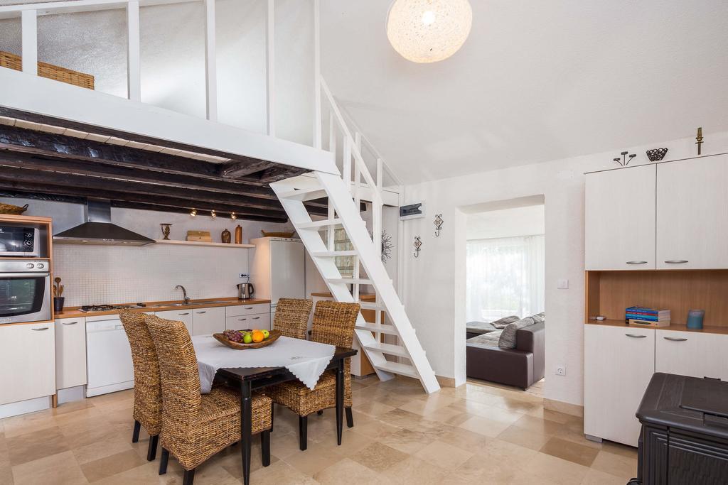 Holiday Home Zlatni San - Private Heated Pool Bol Quarto foto